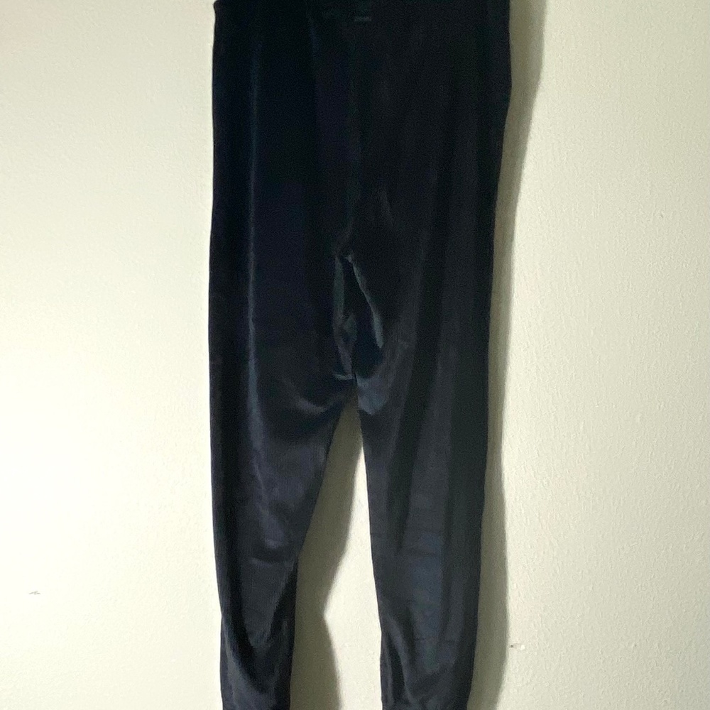 VICTORIAS SECRET WOMENS VELOUR RIBBED LOUNGE PANTS SZ M / L BLACK